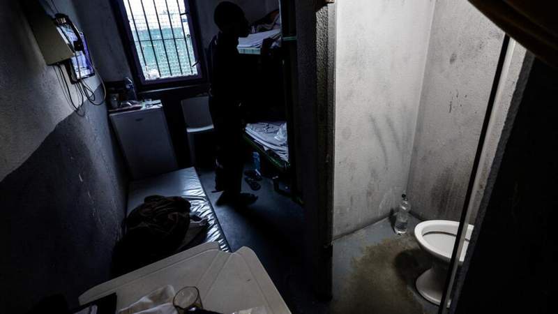 Image from: ‘Like working in a kettle’: France’s overcrowded prisons swelter under historic heatwave