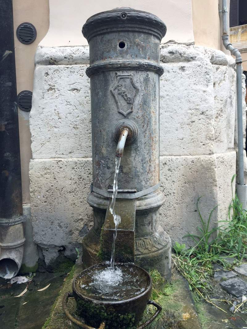 Image from: How southern Europeans can teach northerners how to handle the heat