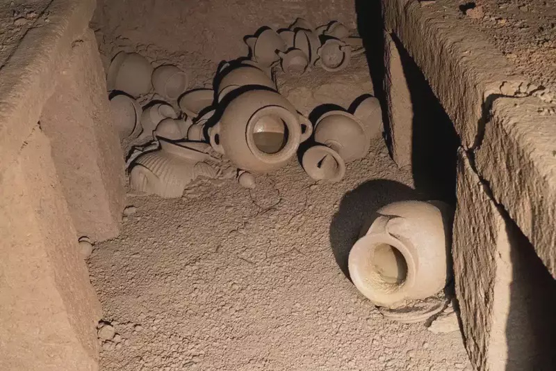 Image from: Archaeologists Open a 2,600-Year-Old Perfectly Sealed Tomb and Find Everything Left Untouched Inside
