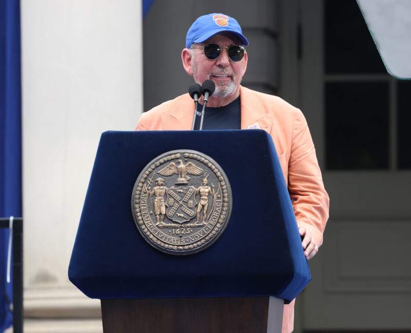 Image from: Knicks front office want to disobey James Dolan’s direct order to try to retain NBA Championship