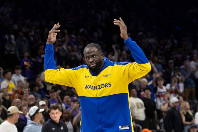 Image from: Warriors free agent Draymond Green partying with Celtics’ Jayson Tatum in Paris during offseason