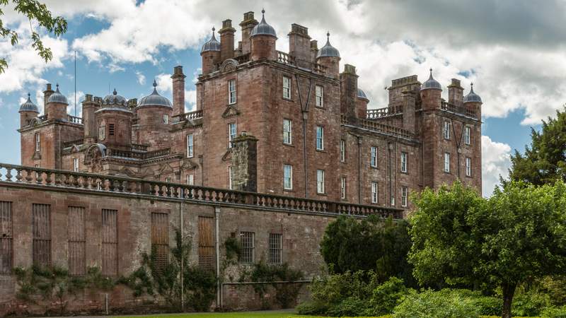 Image from: In the UK, these 10 historic estates served as filming locations for famous period dramas (and you can visit them!)