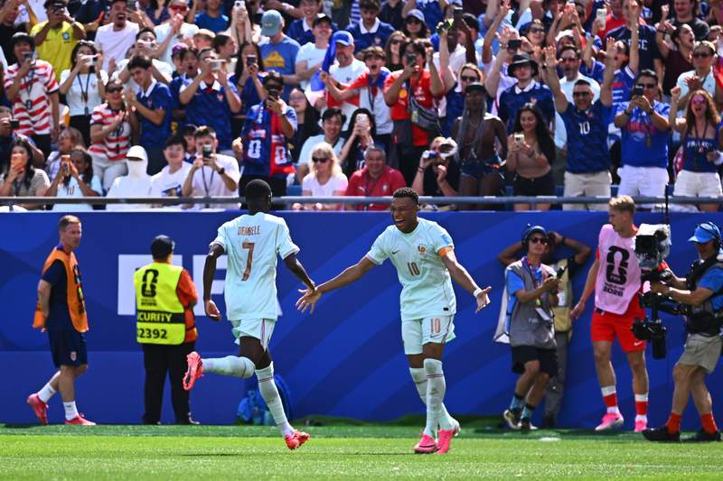 Image from: Dembélé treble as France beat Norway to top spot, Senegal hopeful