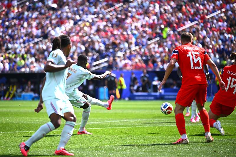 Image from: Dembélé treble as France beat Norway to top spot, Senegal hopeful