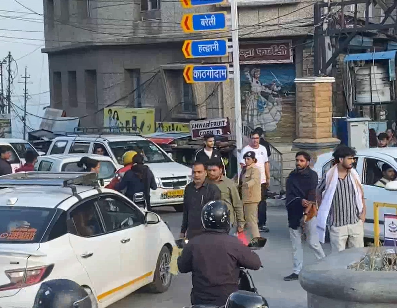 Image from: Heavy footfall at Naini Lake and Mall Road as Nainital witnesses weekend tourism boom