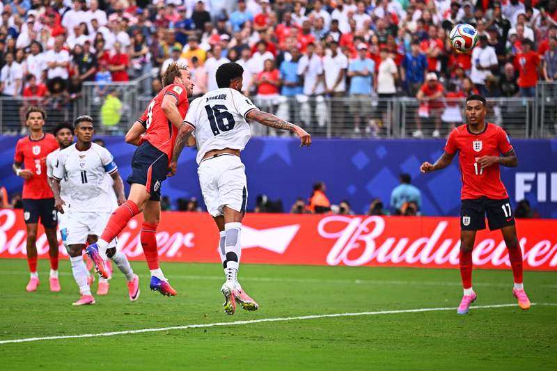 Image from: Croatia beat Ghana to join them in last 32, Kane's England win group