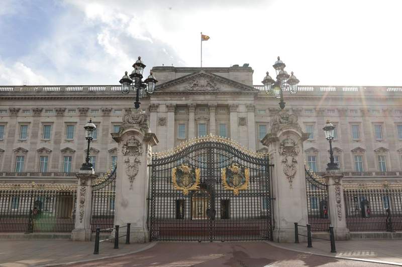 Image from: Confusion erupts over Harry and Meghan's UK plans as Palace receives no formal acceptance