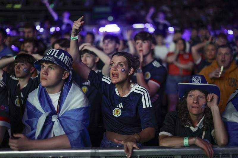 Image from: King consoles Scotland before cheeky plea to cheer on England