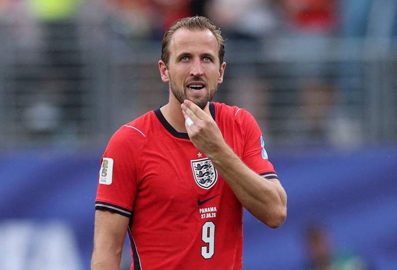 Image from: Jamie Carragher thinks two England players are frustrated with Thomas Tuchel at the World Cup