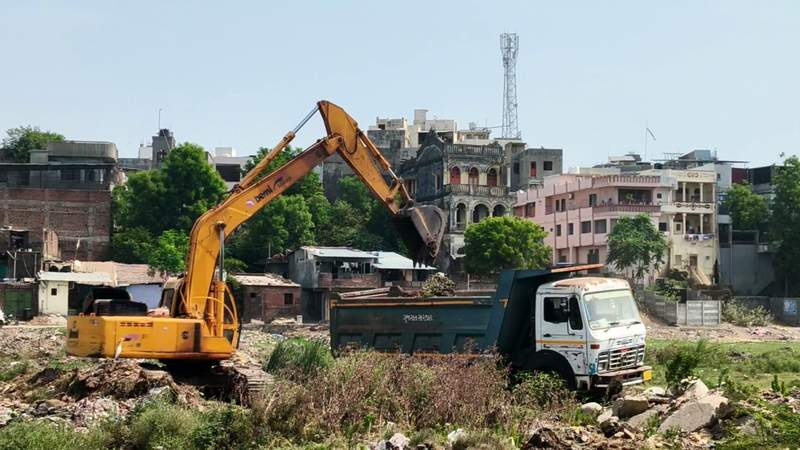 Image from: Sujalam Sufalam scheme brings new life to Mesri river in Gujarat's Godhra