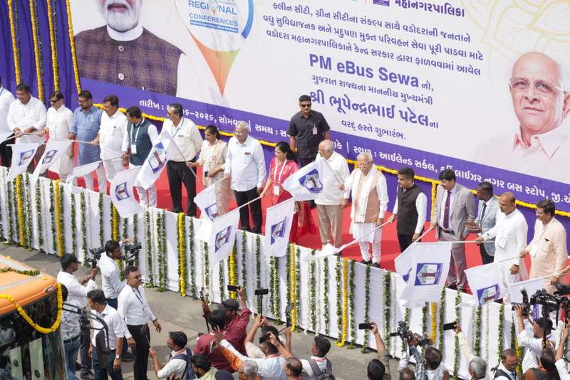 Image from: Gujarat CM Bhupendra Patel flags off 30 AC electric buses under PM eBus Seva in Vadodara