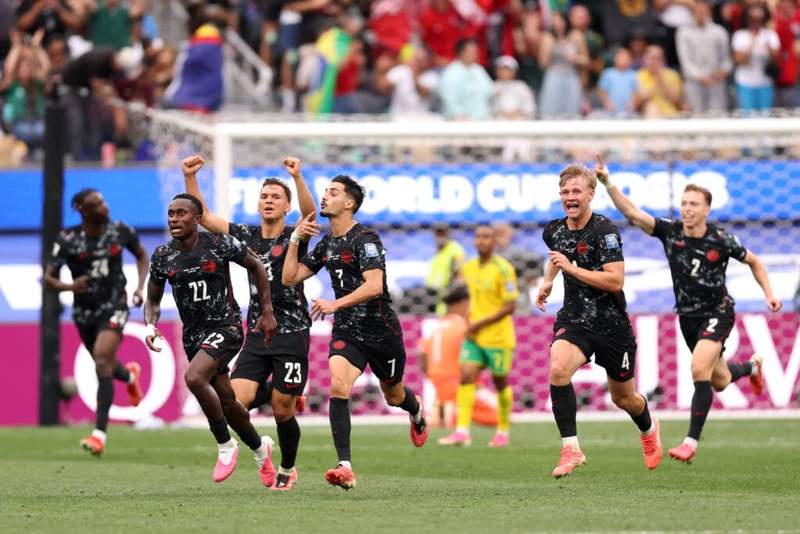 Image from: Dave Portnoy loses $25,000 on Canada – South Africa 2026 World Cup bet