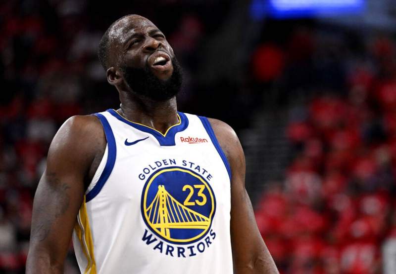 Image from: Draymond Green’s decision is Step 1 in Warriors’ plan to acquire LeBron James and Anthony Davis