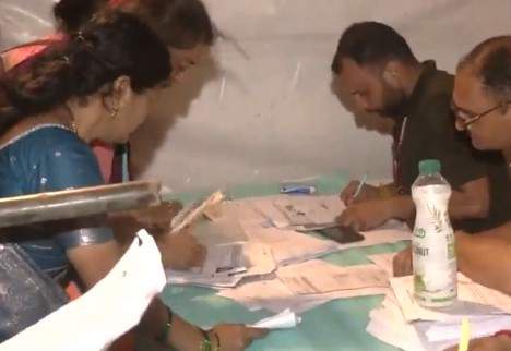 Image from: Pilgrims throng Jammu as registration begins ahead of Amarnath Ji Yatra
