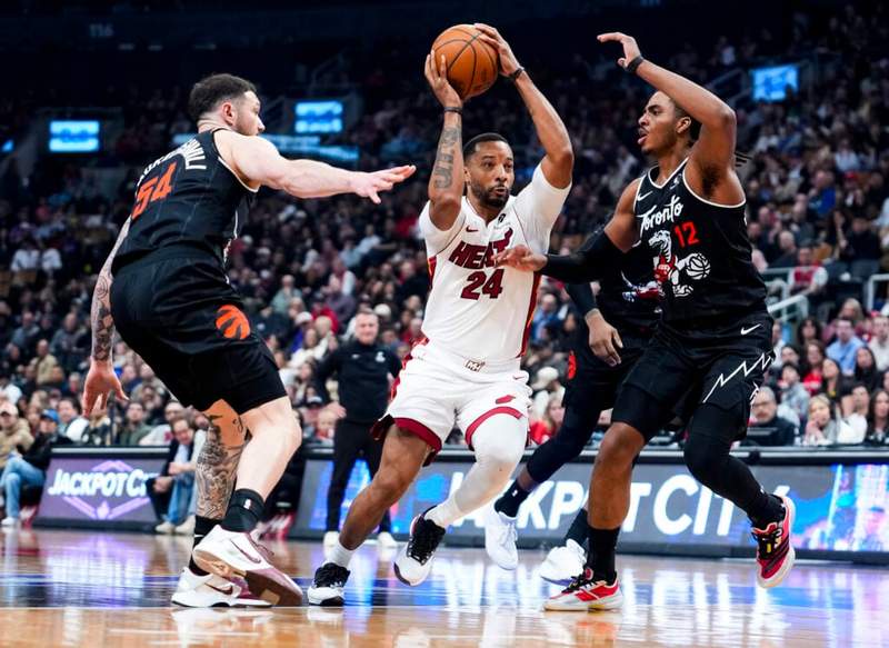 Image from: Norman Powell joins Chicago Bulls on $45 million deal after leaving Miami Heat