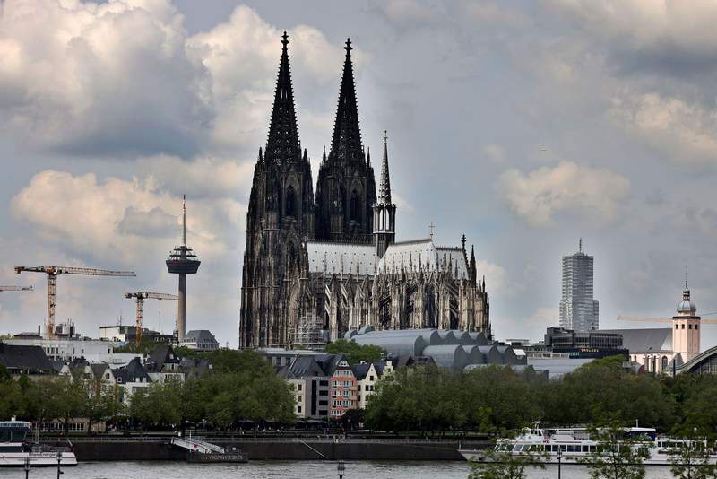 Image from: 'It's a fair price': Visitors shrug off new Cologne Cathedral fee