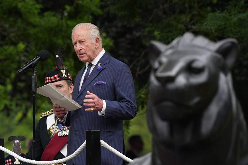 Image from: King Charles unveils new statue as he celebrates Royal Regiment of Scotland