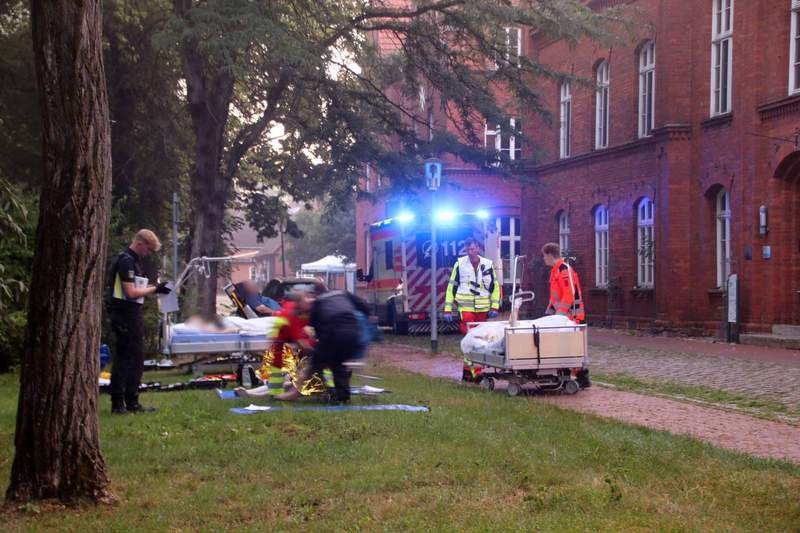 Image from: Two dead, more than 30 injured in German hospital fire