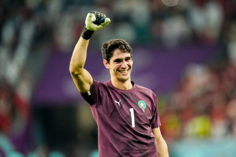 Image from: World Cup goalkeeper has seemingly revolutionised how to save penalty kicks, Matt Freese take note