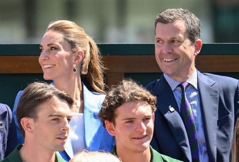 Image from: BBC commentator jokes about Tim Henman 'boring' Catherine at Wimbledon