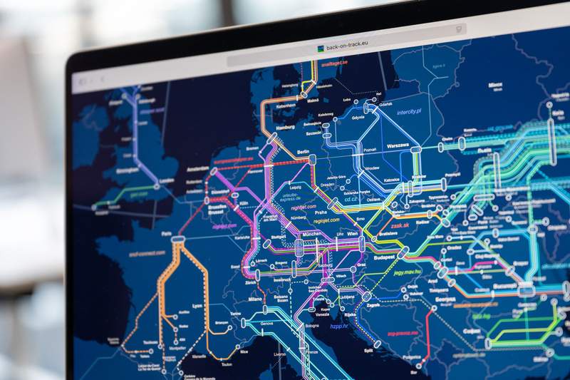 Image from: New EU train rules unlikely to get people to stop flying, critics say