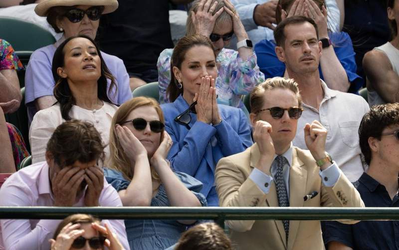Image from: Catherine joins Andy Murray in the stands as she cheers on British stars at Wimbledon