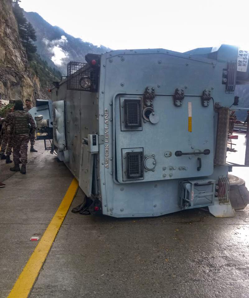 Image from: Six CRPF personnel injured in accident in J-K’s Ganderbal
