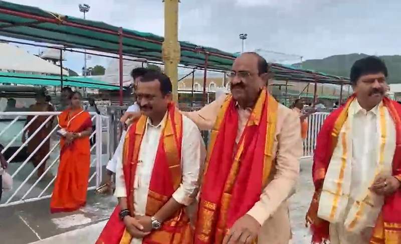 Image from: Telugu actor-producer Bandla Ganesh, MLA Kamineni Srinivas offer prayers at Tirumala Venkateswara Temple