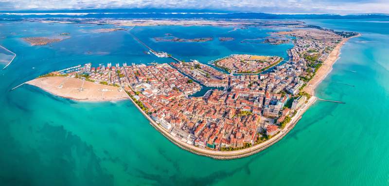 Image from: In Italy, here are 5 of the most beautiful seaside towns you need to visit on your next trip to the Adriatic Coast