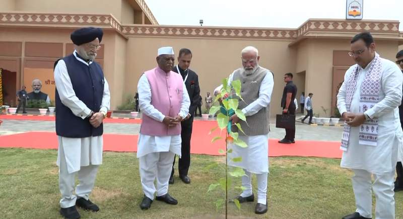 Image from: PM Modi inaugurates the first greenfield integrated refinery-cum-petrochemical complex at Pachpadra in Rajasthan