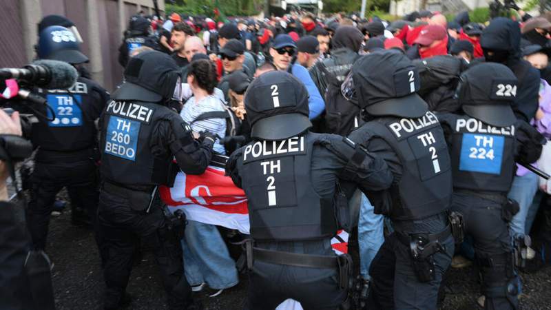 Image from: Thousands protest against Germany's far right as AfD party re-elects leadership