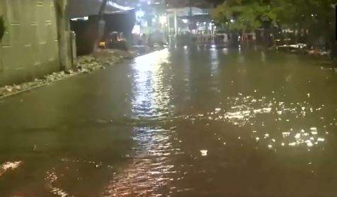 Image from: Mumbai: Waterlogging witnessed at Lokmanya Tilak Terminus due to heavy rainfall