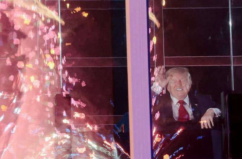 Image from: Donald Trump pokes fun at British surrender and rings in 'golden age of America' on Independence Day