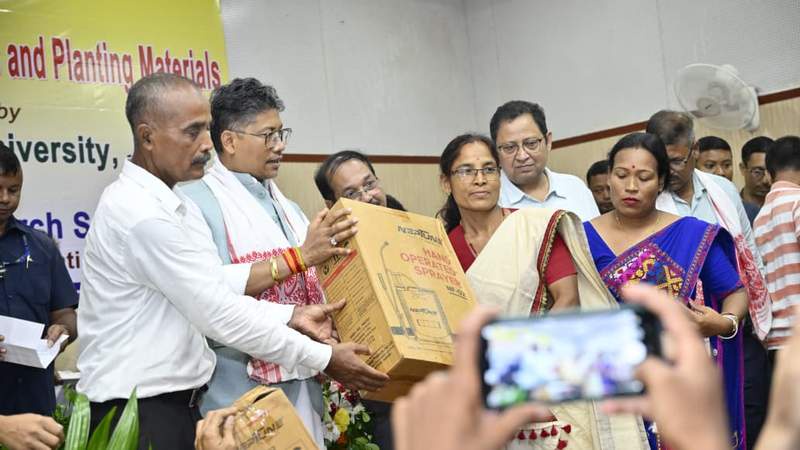 Image from: Assam Minister launches distribution of 1 lakh saplings, pulse seeds