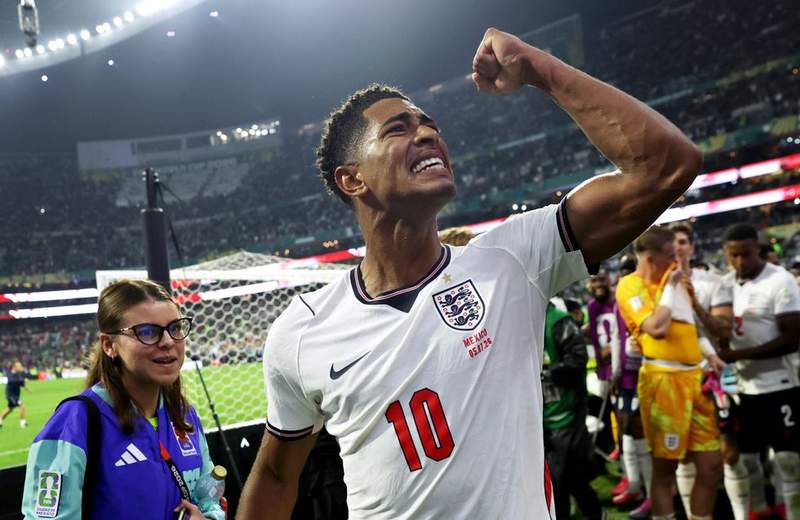 Image from: Sir Keir Starmer celebrates 'one of the greatest England matches' as Three Lions beat Mexico 3-2