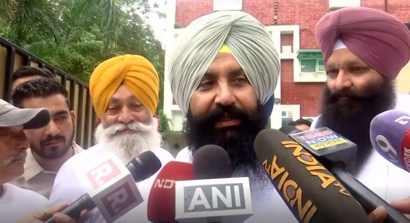 Image from: Channi faction skips meet with AICC Punjab in-charge, heads to Delhi to meet high command amidst divide in state unit