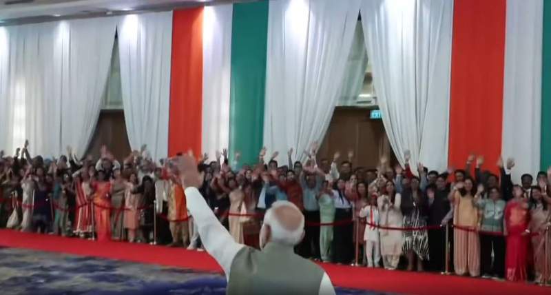 Image from: Indonesia: PM Modi receives warm welcome from Indian diaspora in Jakarta
