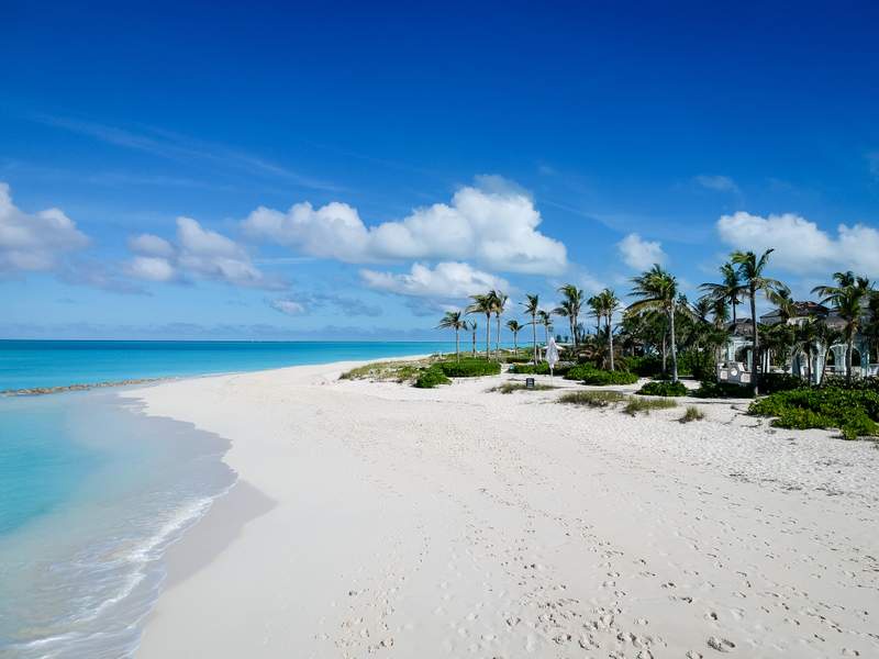 Image from: In the Caribbean, this magnificent beach has just been named one of the best in the world — and it’s easy to see why!