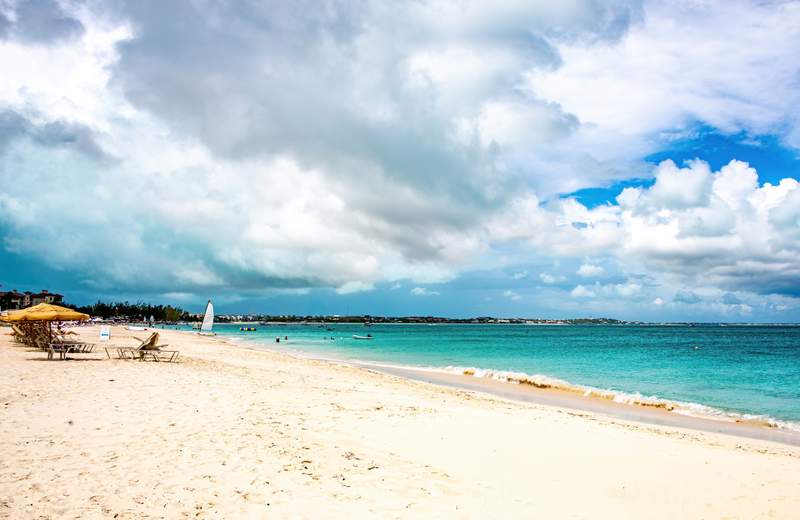 Image from: In the Caribbean, this magnificent beach has just been named one of the best in the world — and it’s easy to see why!