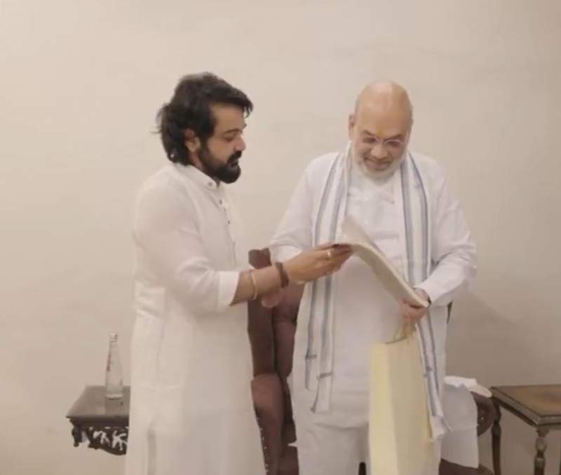Image from: WB: Amit Shah meets actor Prosenjit Chatterjee, highlights achievements of Modi govt in last 12 years