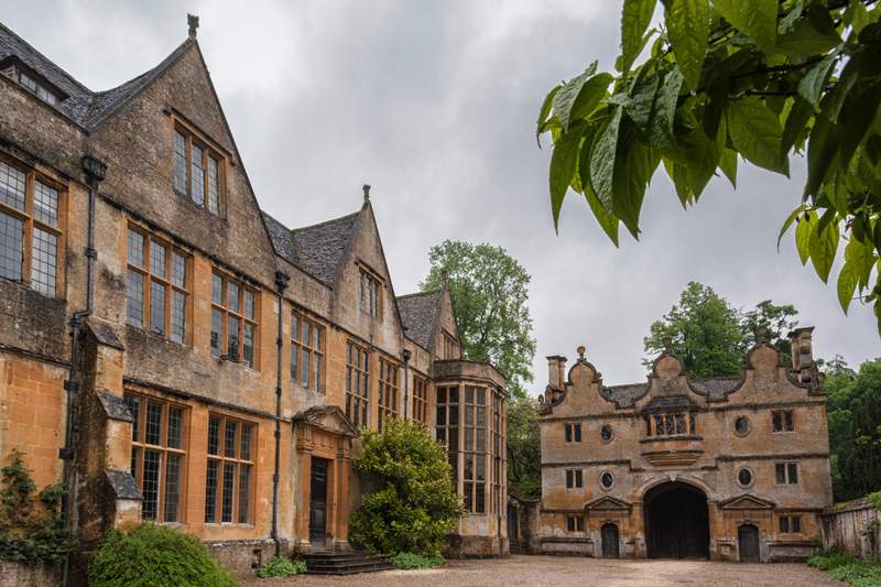 Image from: This 102-mile trail in the Cotswolds takes you through quaint villages and stunning landscapes