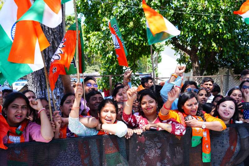 Image from: PM Modi holds roadshow in Dehradun ahead of Delhi-Dehradun Economic Corridor inauguration