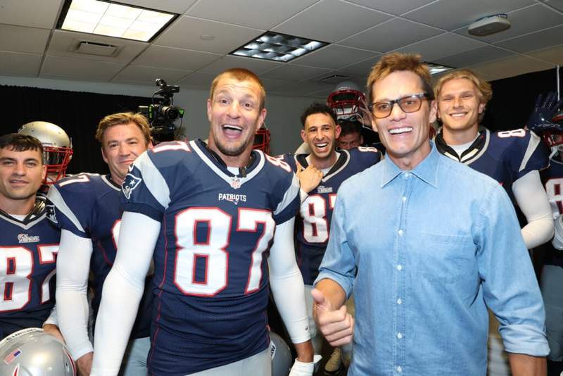 Image from: Why Rob Gronkowski wants Tom Brady to treat dating like a ‘game of football’