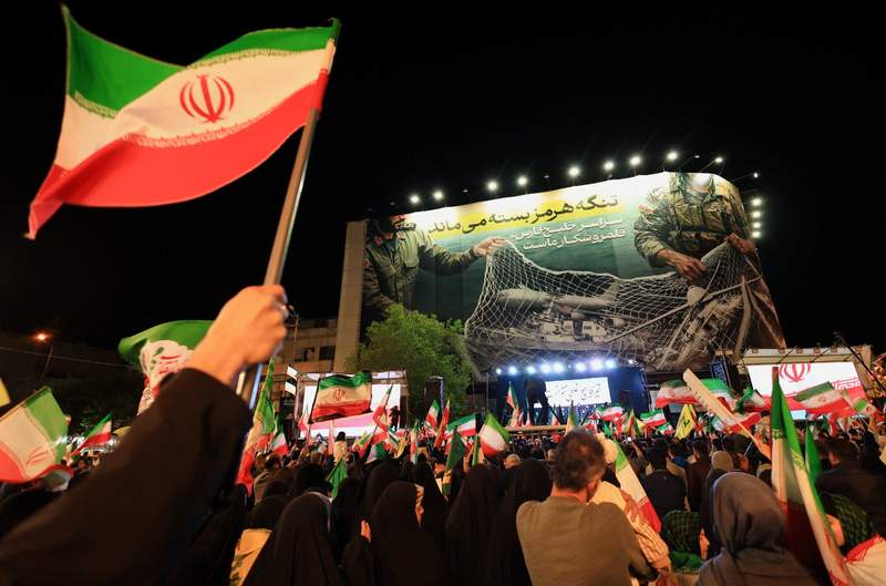Image from: Thousands attend pro-Iran rally in Tehran, chant anti-US, anti-Israel slogans