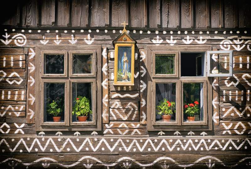 Image from: In Europe, the 5 most beautiful and colourful mountain villages that bring the continent to life in technicolor (and are well worth the trip)