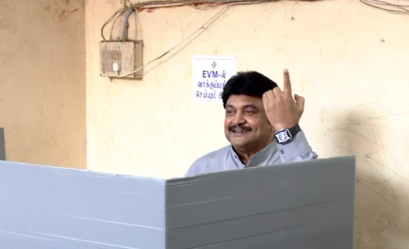 Image from: "it is our responsibility to come and vote": Prabhu, Vikram Prabhu appeal to citizens to cast vote in Tamil Nadu Assembly elections