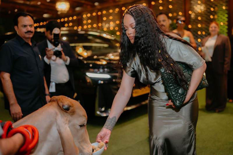 Image from: Inside Rihanna's intimate luncheon with the Ambanis in Mumbai