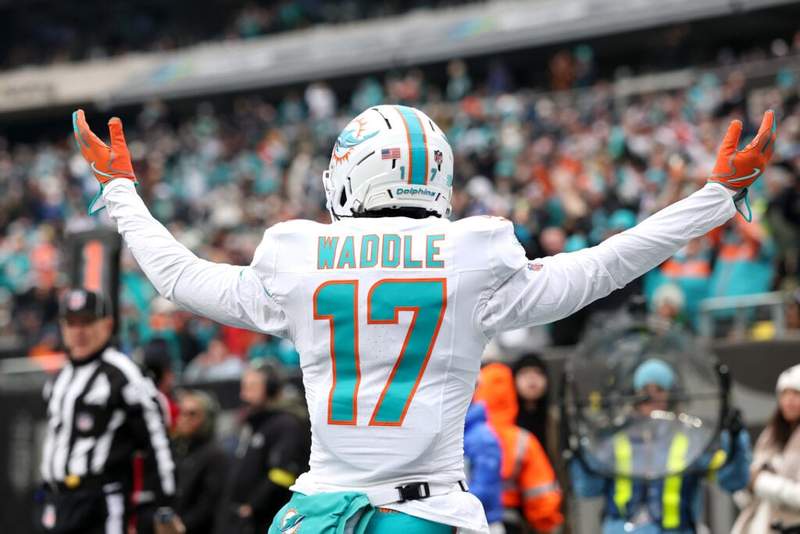 Image from: Broncos draft review overlooks how the Jaylen Waddle trade changed everything