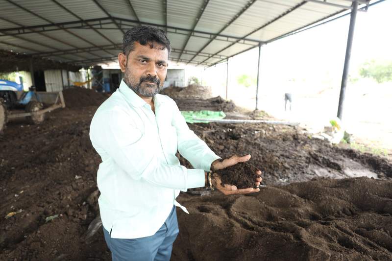 Image from: Gujarat farmer launches industrial-scale production of organic fertiliser 'Ghanjeevamrut'