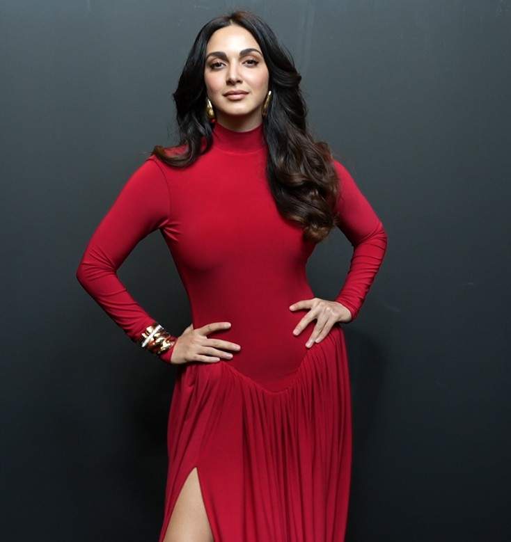 Image from: Kiara Advani slays in fiery red outfit, see pics